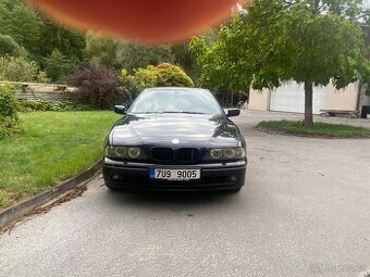 BMW E39 2.5i 2003