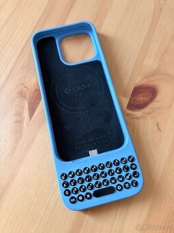 Clicks keyboard - kryt s HW klávesnicí pro iPhone 16 PRO