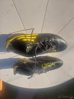 Kopačky adidas 44, US10, UK9.5