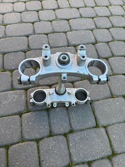 Držáky zavěšení tlumičů vidlic Yamaha YZ 125 r 98-04