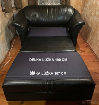 ČERNÁ ROZKLÁDACÍ POHOVKA