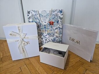 Papírové krabice - šuplíky a tašky LV , Dior, Prada, Burberr