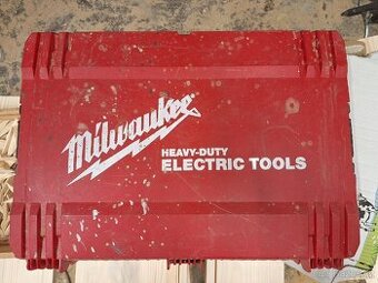 Milwaukee přímočarka
