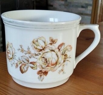 Vařák, starý hrnek, retro, růže