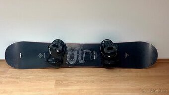 Snowboard Gravity Silent (156) + vázání a boty