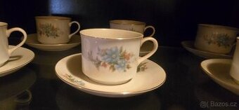 Sada hrnků s podšálky