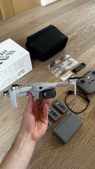 DJI Mini 2 Fly More Combo