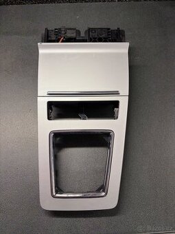 Škoda Octavia 3 rámeček + přihrádka dekor