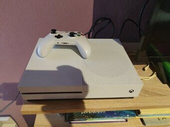 X box One S 1tb