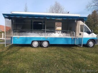 Foodtruck pojízdné občerstvení prodejna stánek food truck