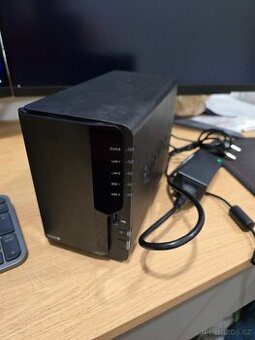 P: Synology DS220+, 10TB, 18GB Ram