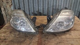 Citroen C8, přední světla, s čočkou
