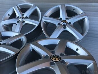 Originál kola Volkswagen Golf Passat R17