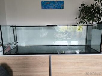 Akvárium Diversa 720l 200x60x60