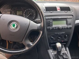 Prodám Škoda Octavia II 1.6 MPI (2004) –149 808 km