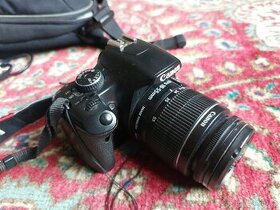 Zrcadlovka Canon EOS 450D