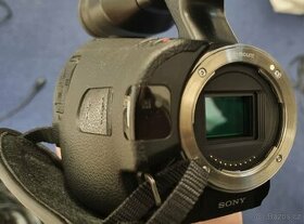 Sony videokamera s APS-C snímačem