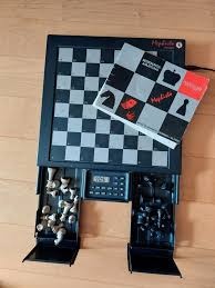 MEPHISTO  MIRAGE   / šachy/ RETRO ROK 1984