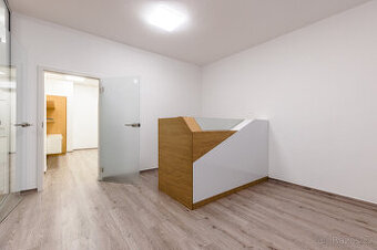 Prodej moderní kanceláře, ul. Mojmírovo náměstí, Brno-Králov