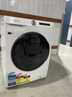 Prodám 10 měsíců starou pračku Samsung