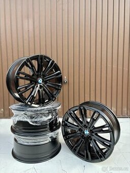 Bmw r18 g20 bmw 3 g21 5x112 Dvourozměrné Černý lesk
