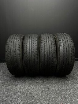 Sada pneu Triangle 225/60/17 99V