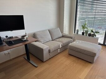 Ikea kivik s podnozkou