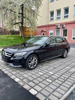 Mercedes - Benz C220cdi/125kw, 4x4, Avantgarde, pěkný vůz