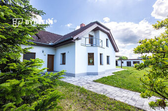 Prodej rodinného domu 260 m² s pozemkem 2122m²