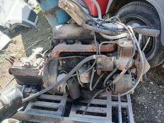 Motor Avia A31 atmosfera+převodovka, pto, čerpadlo