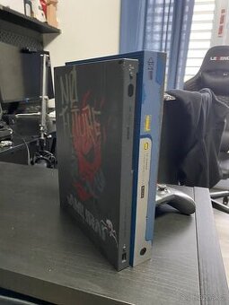 Xbox one X cyberpunk edition