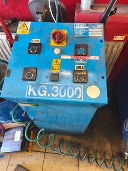 Nůžkový zvedák OMCN 3000 kg