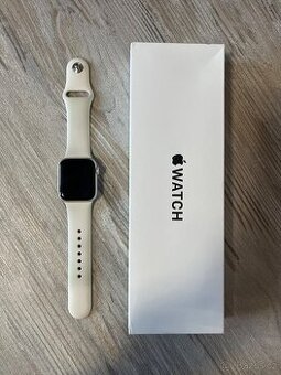 Chytré hodinky Apple Watch SE (Gen 2) 2024