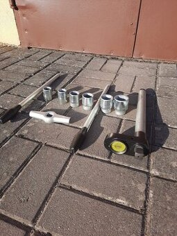 Momentový klíč 0-600 Nm