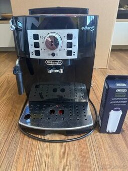 Prodám kávovar Delonghi Magnifica S