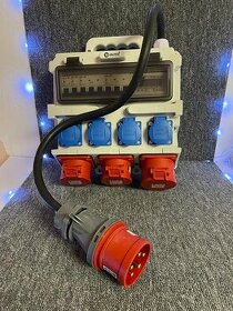 Stavební rozváděč s Elektroměrem a přívodním kabelem