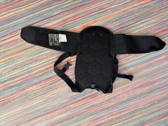 Chránič páteře Scott