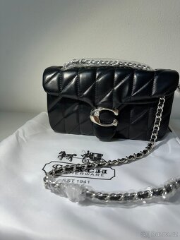 Kožená kabelka Coach Tabby 26 NOVÁ S KRABICÍ A VISAČKAMI