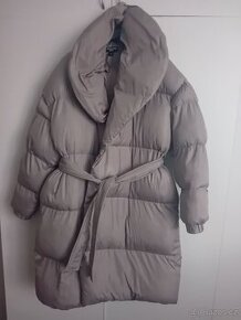 Nový hnědý kabát