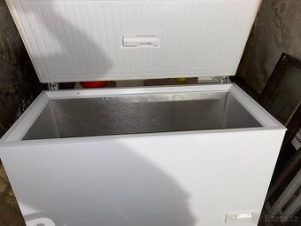 Pultový mrazák Electrolux EC 4200 AOW1