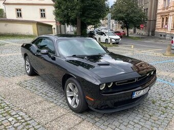 Dodge Challenger 3.6 V6 227kW