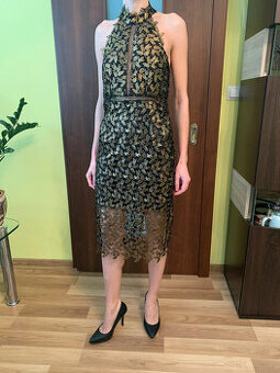 Pouzdrové šaty Bardot