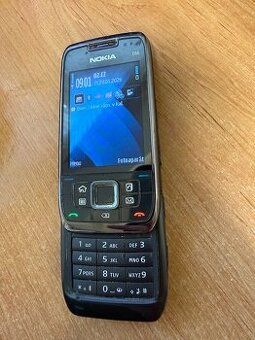 NOKIA E66 (3 KUSY) funkční s originální baterií a nabíječkou