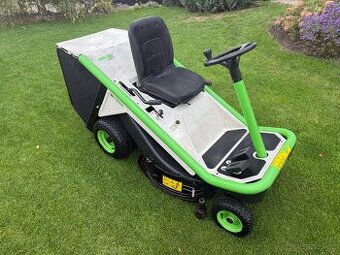 Etesia Bahia s dvouválcovým motorem