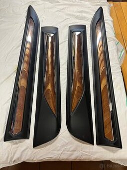 Toyota Hilux REVO plasty na dveře