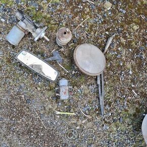 Náhradní díly škoda 100,120,1000