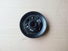 Škoda Favorit nová řemenice vodní pumpy