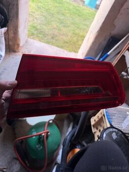 Prodám levé vnitřní světlo Audi a6