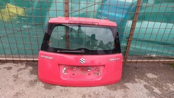 suzuki splash - zadni viko