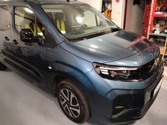Opel combo 1.2 benzín r.2025